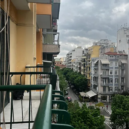 Homevision - Spacious And Warm - Very Central Thessaloniki Exterior photo