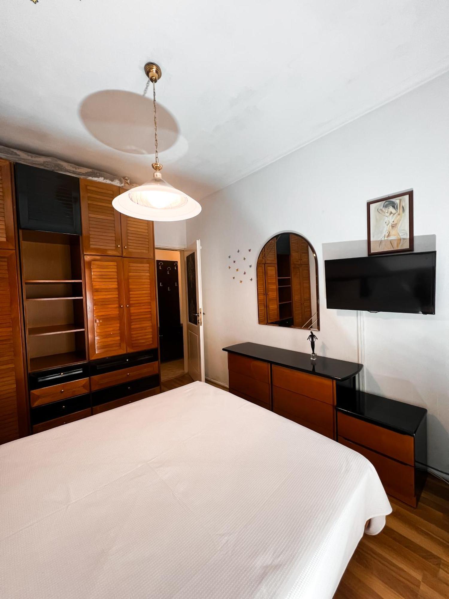 Homevision - Spacious And Warm - Very Apartment Thessaloniki